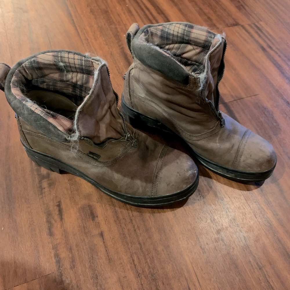 Ariat Paddock boots, size 9.5